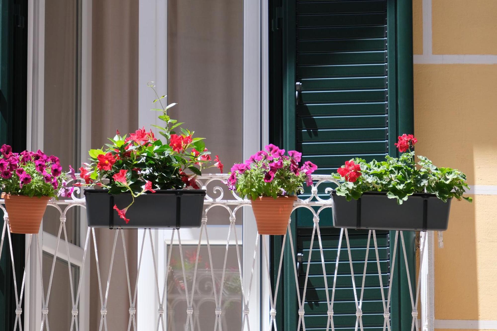 Hotel Il Poggiolo Fiorito Taranto Exterior foto