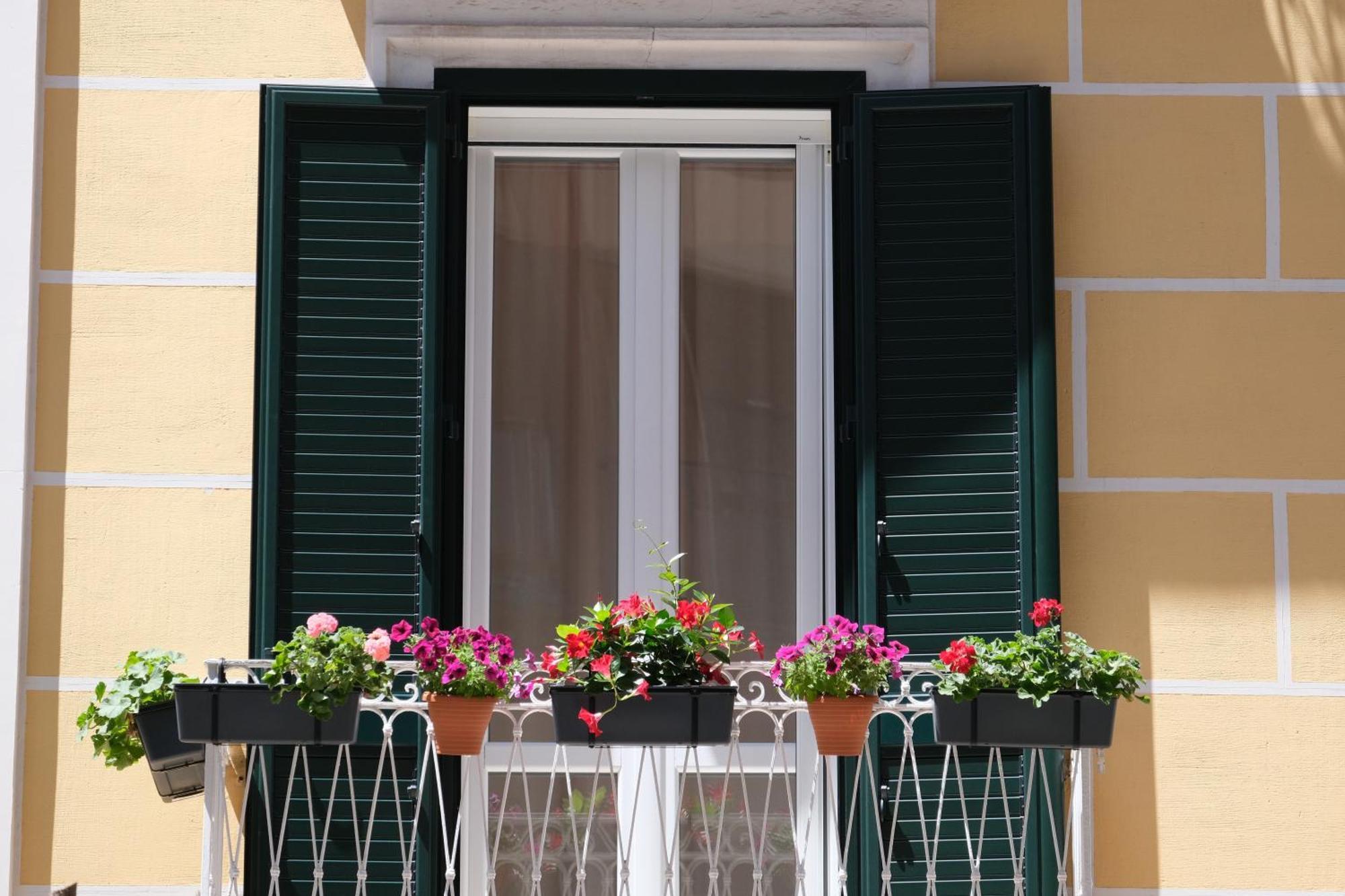 Hotel Il Poggiolo Fiorito Taranto Exterior foto